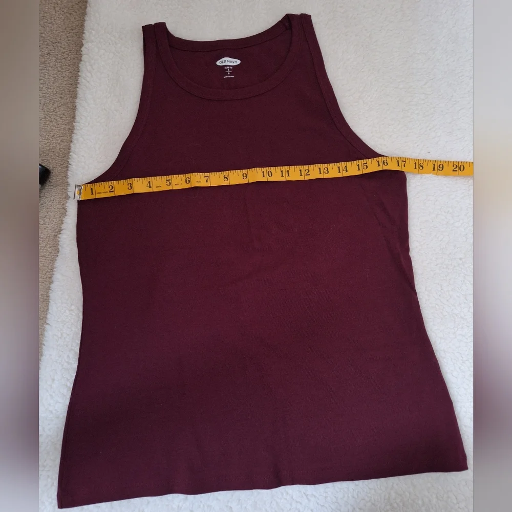 2 Never Worn Old Navy High Neck Tank Tops Olive Green & Burgungy Large - Picture 4 of 9